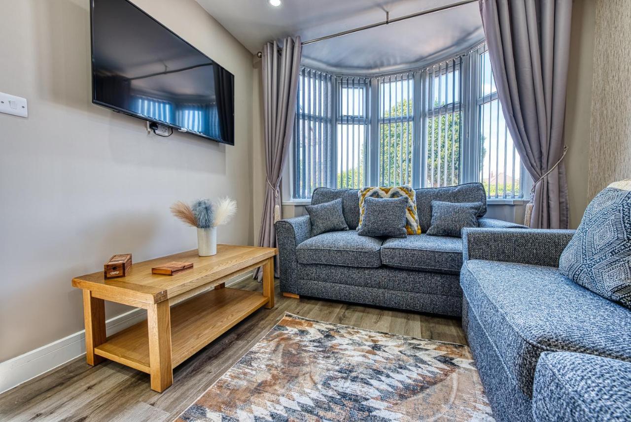 Stylish House - B'Ham Airport And Nec, Jlr Solihull, Business & Leisure Stays - Aspen House Экстерьер фото